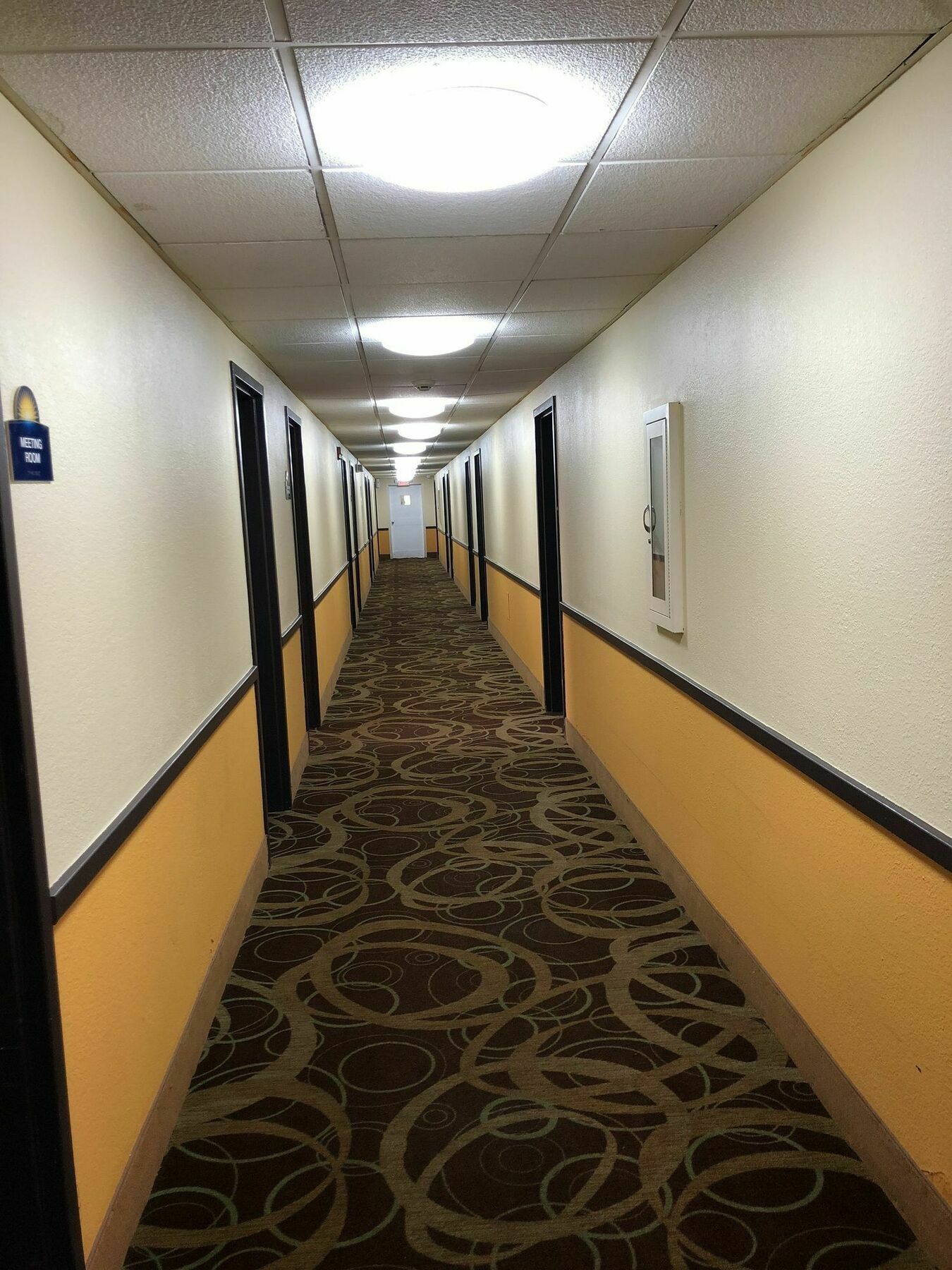 Days Inn By Wyndham Sharonville Exterior photo